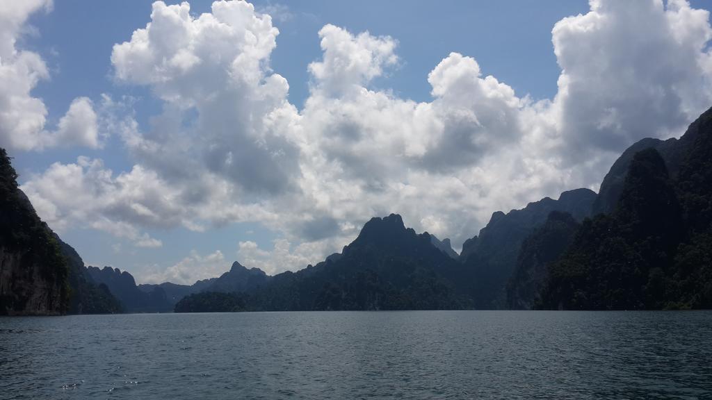 Khao Sok National Park Khao Sok Holiday Resort מראה חיצוני תמונה