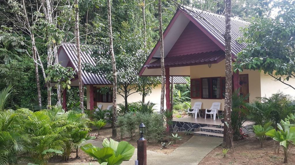 Khao Sok National Park Khao Sok Holiday Resort מראה חיצוני תמונה